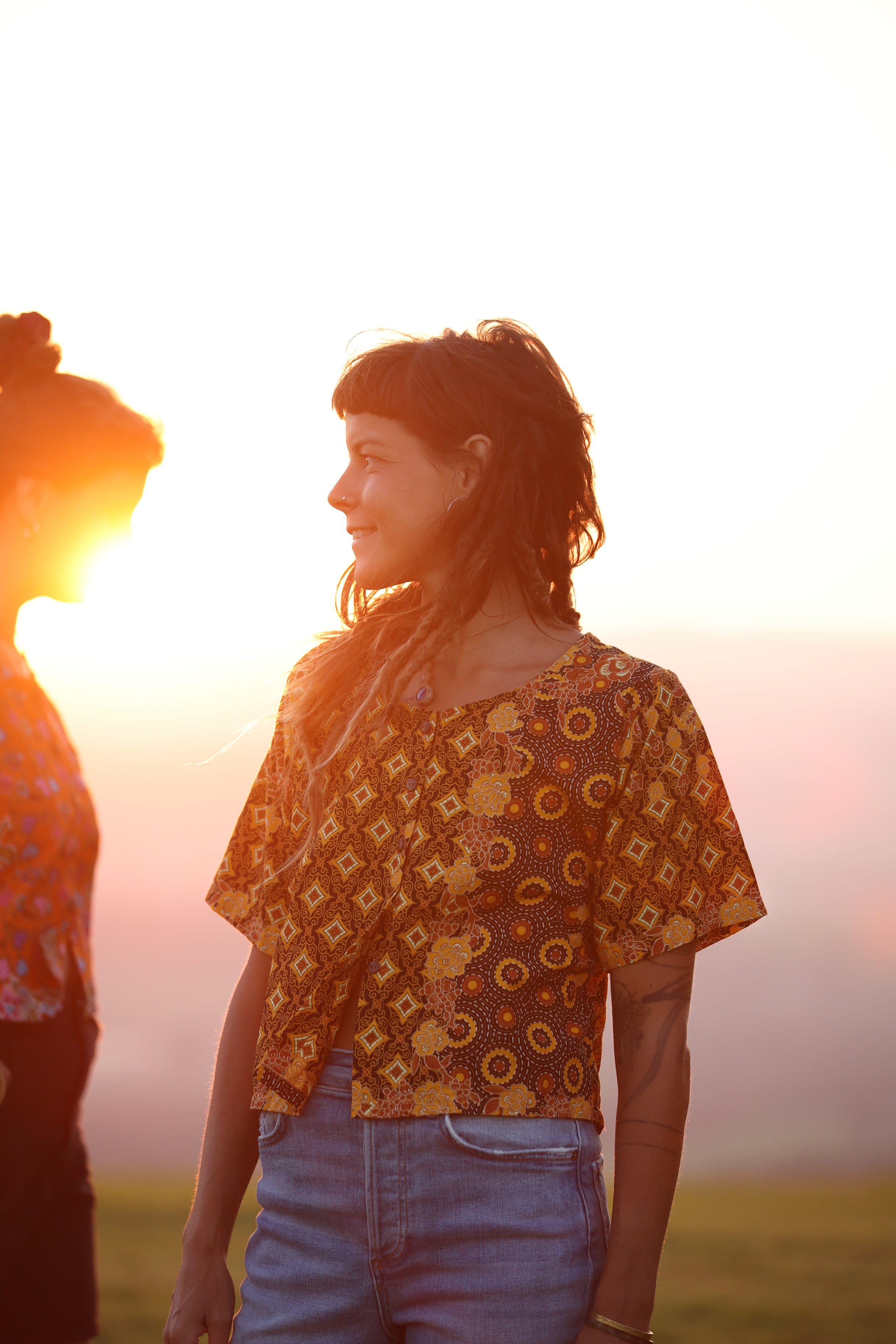 Urak Batik Crop Shirt Himmelblau